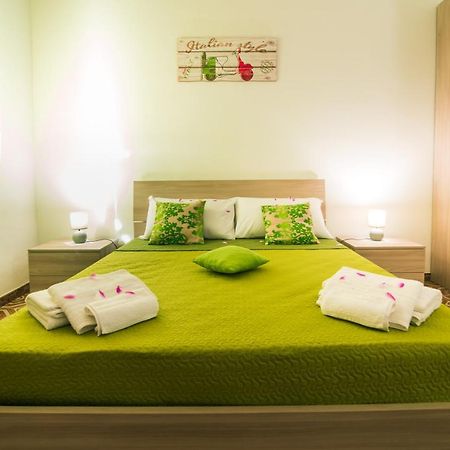B&B U Prufissuri Avola Luaran gambar